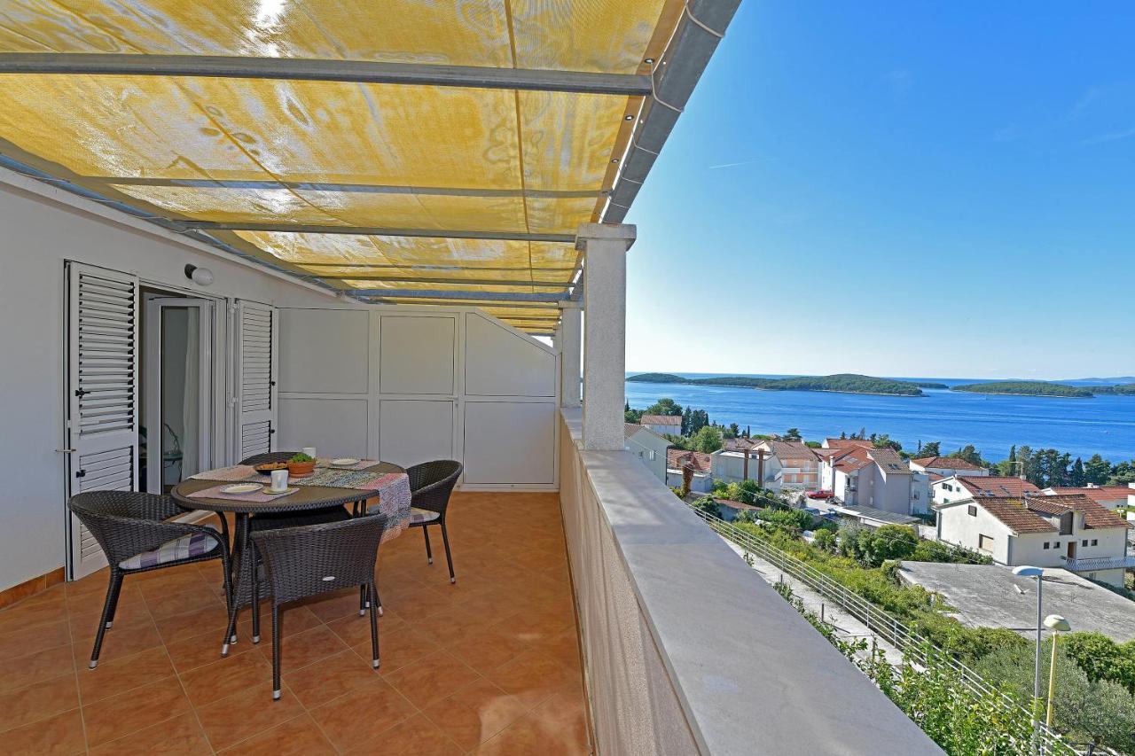 Apartments Biba Hvar 赫瓦尔 外观 照片