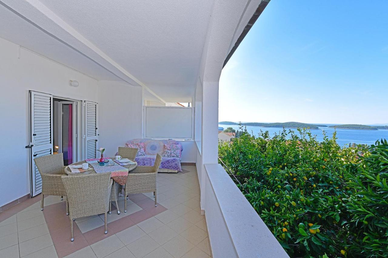 Apartments Biba Hvar 赫瓦尔 外观 照片